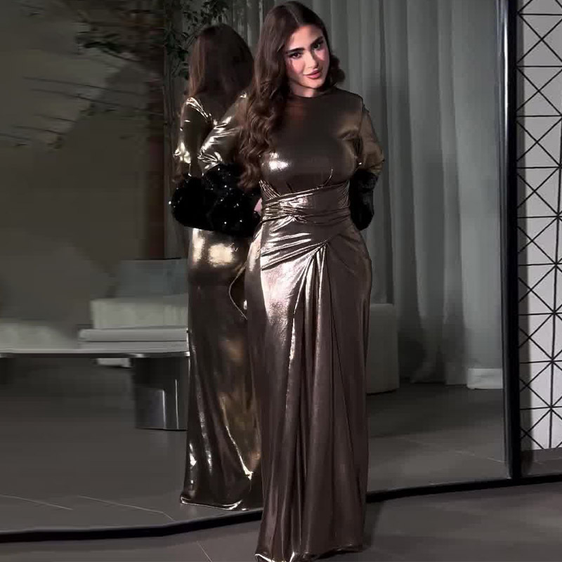 Rochie din poliester cu mâneci lungi, siluetă A-line, guler rotund, cu potrivire cromatică