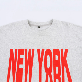 Μπλουζάκι από βαμβακερή πλέξη, χαλαρή εφαρμογή, στρογγυλό λαιμό, κοντά μανίκια, με τύπωμα