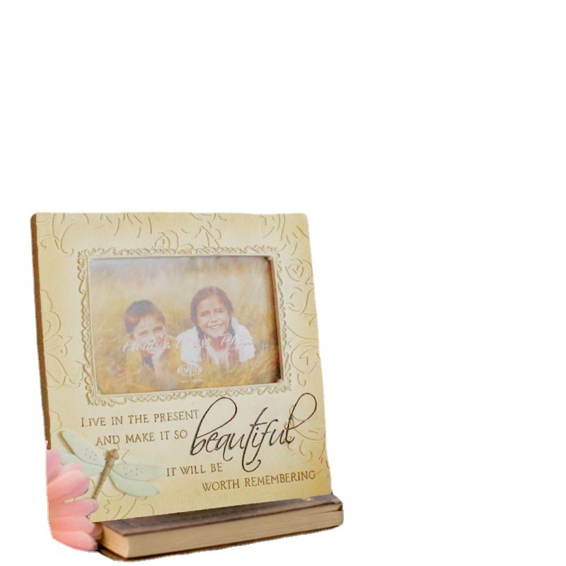 Európai stílusú emlék fotókeret, szintetikus gyantából, Golden Torch márka, kategória: gyanta kézműves, testreszabható, kartondobozos csomagolás