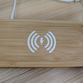 Belaidžio įkrovimo laikrodis su LED skaitmeniniu ekranu ir veidrodžiu, bambukinis medis NST 7008