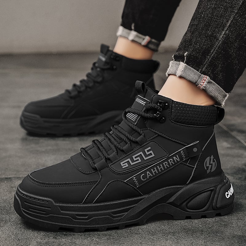 Martin batai - odinė viršutinė dalis, injekciniu būdu suformuota pada, žieminiai aukšti batai, kvėpuojantys, neslidūs