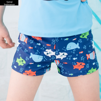 Διαχωριζόμενο μαγιό για αγόρια, με μοτίβο καρτούν (Ύφασμα: νάιλον; 82% πολυεστέρας; επένδυση πολυεστέρα με 8% σπαντέξ; Ηλικίες 3–10 ετών)