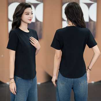 Γυναικείο T-shirt από βαμβάκι με ελαστάνη, μονόχρωμο, στρογγυλός λαιμός, κοντά μανίκια, γραμμή εφαρμοστή, Άνοιξη 2025