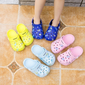 Παιδικά σανδάλια EVA με τρύπες - αντιολισθητικά, μαλακή σόλα EVA, καρτούν μοτίβο, unisex