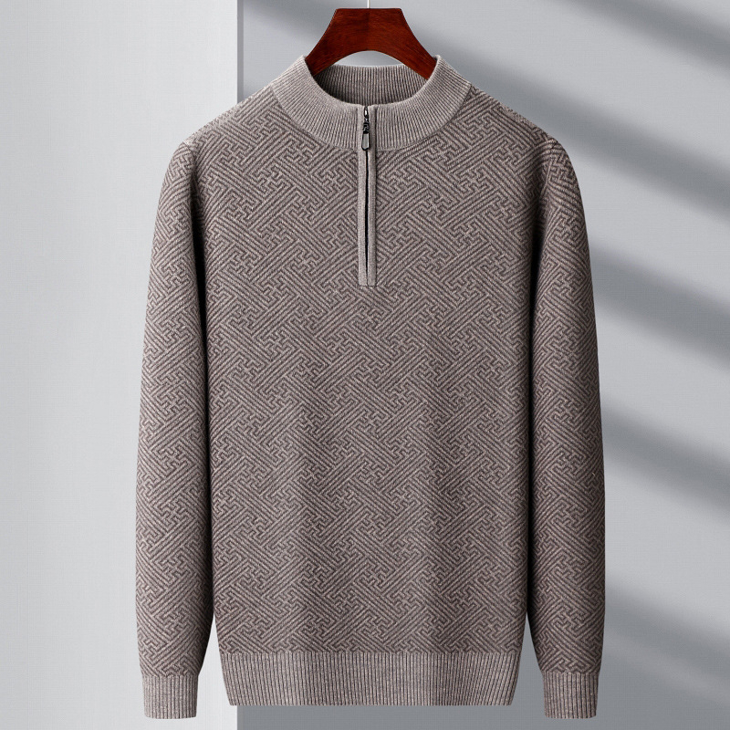 Kašmyro megztinis 100%; tankus žieminis modelis; apvalus kaklo iškirptė; ilgos rankovės; standartinė ilgis 50–65 cm