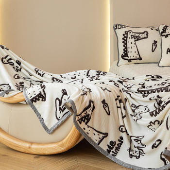 Pieno veliūro pledas – Poliesteris, 1000–1500 g, Keturi metų laikai, Cheminis pluoštas