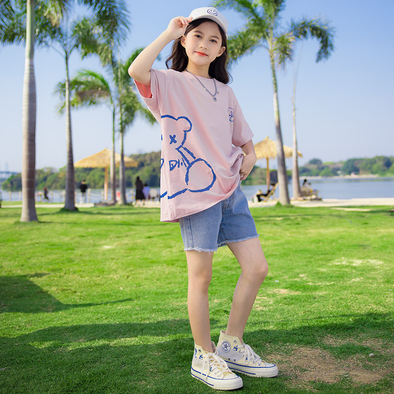 Κοριτσίστικο σετ δύο τεμαχίων από βαμβάκι σε κορεάτικο στυλ: κοντομάνικη μπλούζα T-shirt και σορτς, με μοτίβο καρτούν