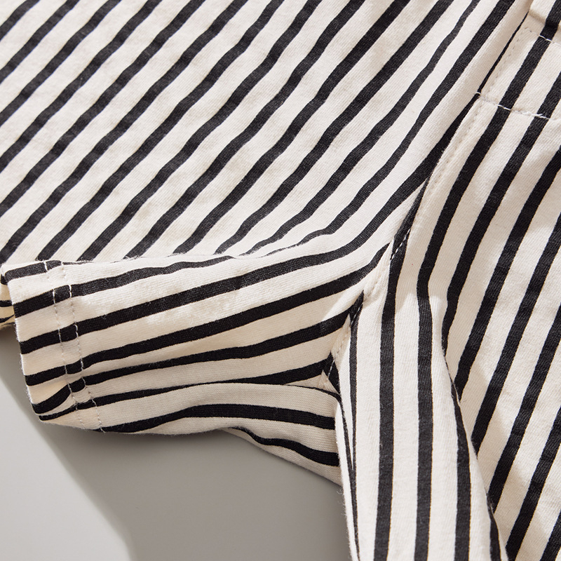 Vyriski kvėpuojantys medvilniniai bokseriai — dryžuota megzta medžiaga, vidutinio liemens