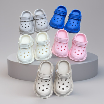 Bērnu čības un pantofles Cartoon Paradise, EVA augšējā daļa, pretslīdēšanas zole, ārējai lietošanai, vecums 1–3 gadi