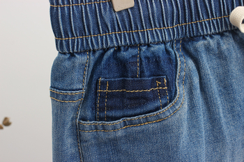 Moterų džinsiniai šortai su elastine juosta, laisvas kirpimas, tiesa kelnių linija, lengvas medvilnės mišinys (70-80%)