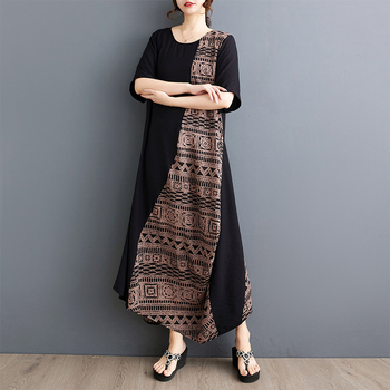 Μίντι φόρεμα από μίξη λινού και βαμβακιού με ακανόνιστο τελείωμα, εκτύπωση patchwork, λαιμόκοψη στρογγυλή, κοντά μανίκια, χαλαρή μέση, καλοκαίρι 2024