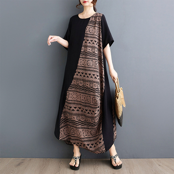 Μίντι φόρεμα από μίξη λινού και βαμβακιού με ακανόνιστο τελείωμα, εκτύπωση patchwork, λαιμόκοψη στρογγυλή, κοντά μανίκια, χαλαρή μέση, καλοκαίρι 2024