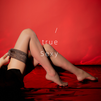 Kojinės virš kelių su nėriniais ir silikoniniu neslydimu, itin plonas nailono mišinys (50–70%), ilgas vamzdelio dizainas, nematomas formavimas