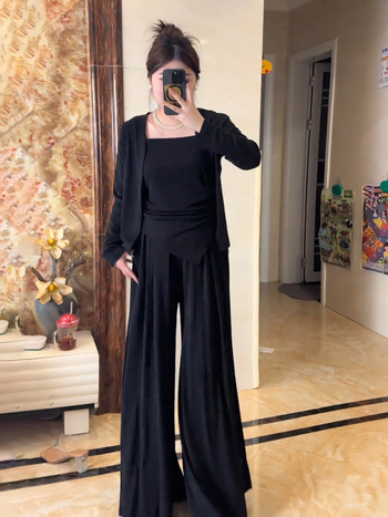 Τρία κομμάτια γυναικείο σετ – Κορεατικό στυλ, μακριά μανίκια, καρντάγκαν με κρεμαστό λαιμό και ευρείες παντελόνες, PVC και αναγεννημένη κυτταρίνη, Φθινόπωρο 2025