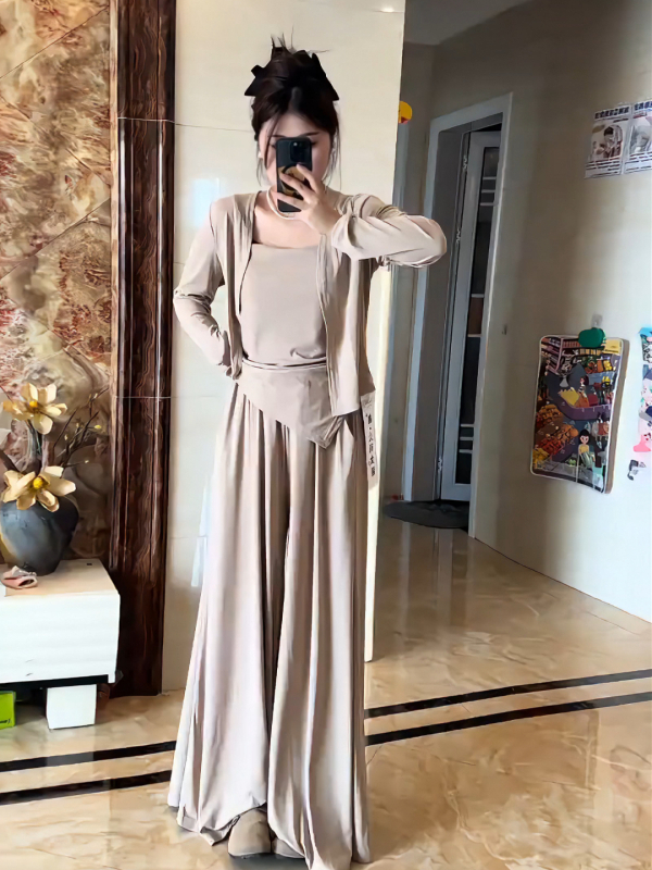 Комплект от три части за жени – корейски стил, дълги ръкави, кардиган с висящ врат и широки панталони, PVC и регенерирана целулоза, есен 2025