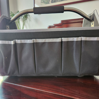 Αναδιπλούμενο κιτ εργαλείων με λαβή από ανοξείδωτο ατσάλι και σκελετό από PP, χωρητικότητα 25 L, φορτίο 10 kg