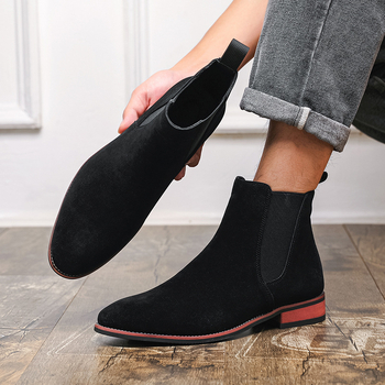 Martin odiniai batai su PU viršumi, medinė padas, smailus nosis, klininis kulnas 1–3 cm, rudens stilius