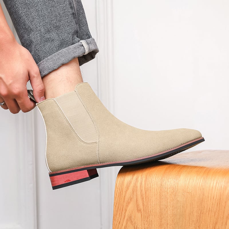 Martin odiniai batai su PU viršumi, medinė padas, smailus nosis, klininis kulnas 1–3 cm, rudens stilius