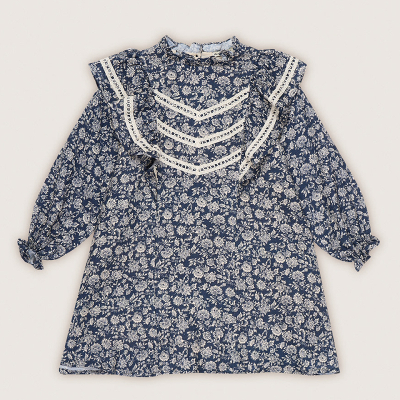 Vaikų suknelė 9583724 – ilgomis rankovėmis, gazės medžiaga, medvilnė su gėlių raštu, A linijos siluetas