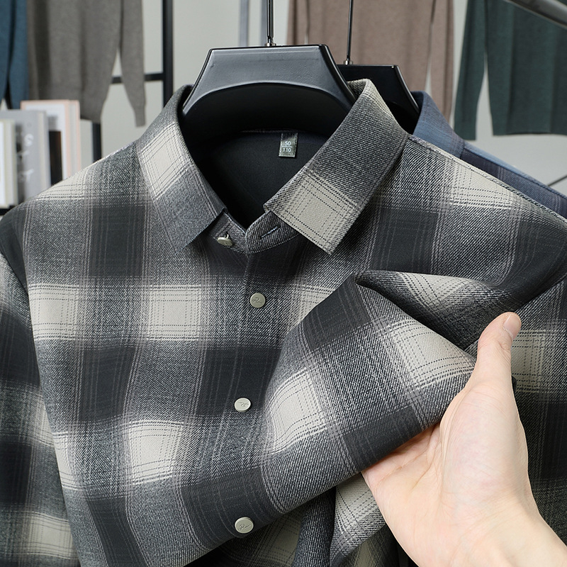 Мъжка риза в каре от вълнено-бленд с подплата от кашмир, яка с превъртане, дълги ръкави