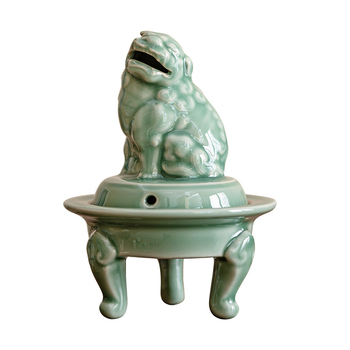 Smilkalų degiklis su laiminguoju liūtu, Dehua porcelianas, keramika, dovanų dėžutė