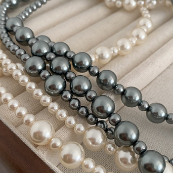 Κολιέ από ψεύτικα μαργαριράρια, χειροποίητο, γεωμετρικός τύπος, αλυσίδα από μαργαριτάρια, πολυεπίπεδο σχέδιο