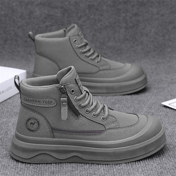 Vyriski aukštų odinių skate batų su raišteliais, aukštį didinančiu vidpadžiu ir PVC injekcine forma sukurta pado