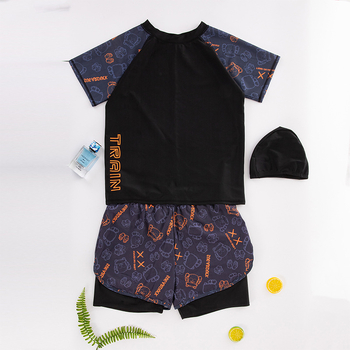 Haitiya γρήγορα στεγνωτικά μαγιό για αγόρια, δύο τεμάχια; 88% πολυεστέρας + 12% σπάντεξ; επένδυση 95% πολυεστέρας + 5% σπάντεξ; μοτίβο Korean style; ηλικία 3–16