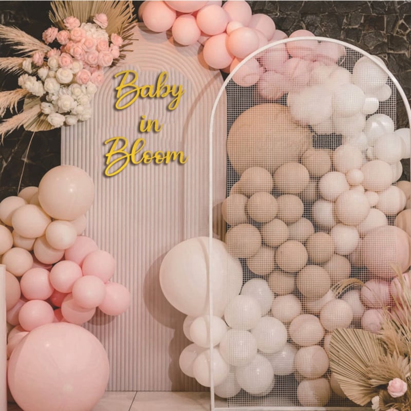 Drvena dekoracija za dječju sobu s engleskim slovima Baby in Bloom
