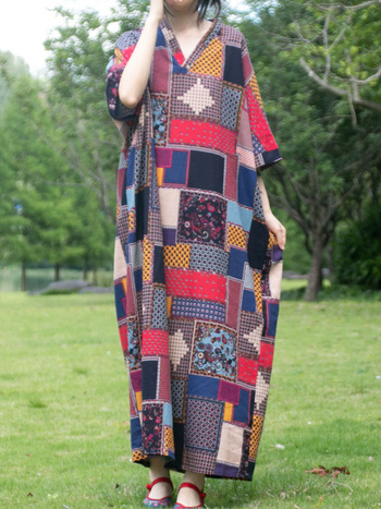 Φόρεμα - εθνο-λογοτεχνικό ρετρό στυλ, V-λαιμόκοψη, μανίκια 3/4, μακρύ φόρεμα, φαρδιά μέση, ύφασμα από βαμβάκι-λινό