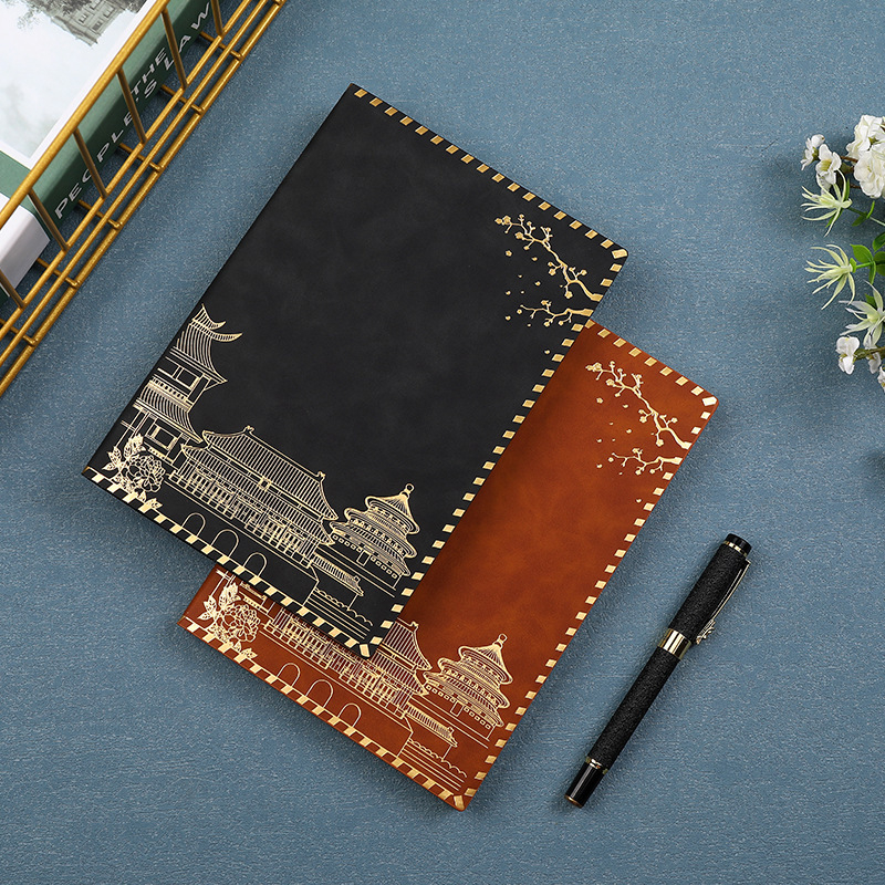 Užrašų knygelė su imitacinės odos viršeliu, klijuotas įrišimas, Dowling popierius, 100 puslapių