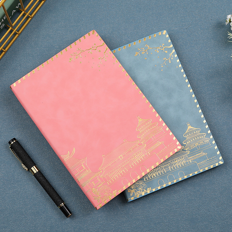 Užrašų knygelė su imitacinės odos viršeliu, klijuotas įrišimas, Dowling popierius, 100 puslapių