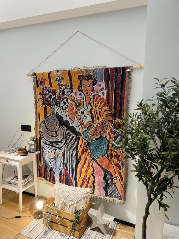 Gobelenas: Klimt įkvėptas nordiško stiliaus abstraktus paveikslas, audinio mišinys 91–100% medvilnė, stačiakampis, rankų plovimas, svetainės dekorui.