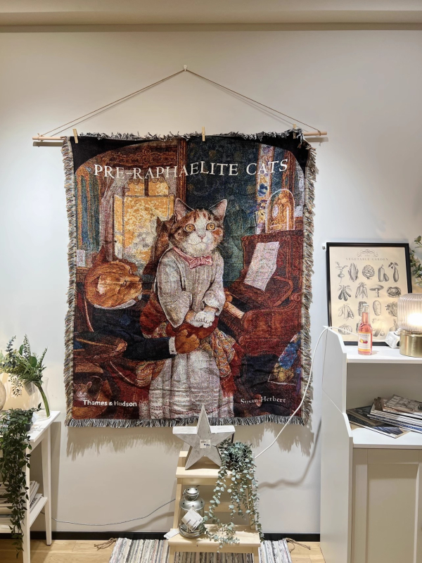 Gobelenas: Klimt įkvėptas nordiško stiliaus abstraktus paveikslas, audinio mišinys 91–100% medvilnė, stačiakampis, rankų plovimas, svetainės dekorui.