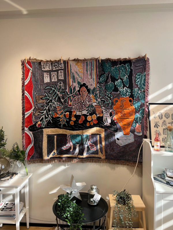 Gobelenas: Klimt įkvėptas nordiško stiliaus abstraktus paveikslas, audinio mišinys 91–100% medvilnė, stačiakampis, rankų plovimas, svetainės dekorui.