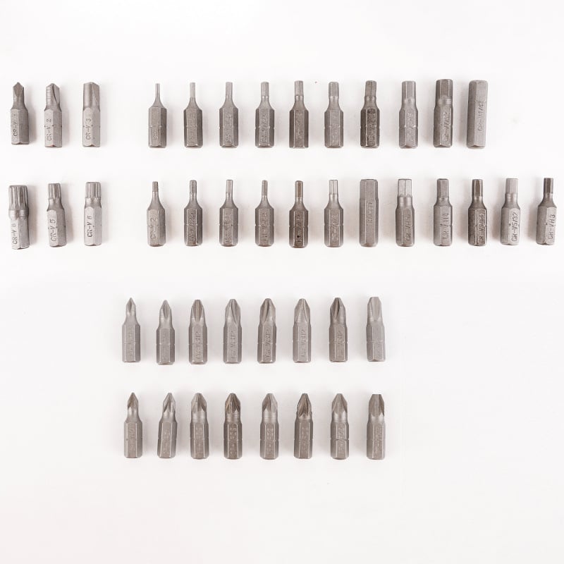 100 vienetų atsuktuvų bitų rinkinys su pratęsimo kotais — 45# plienas, chromo-karbon plienas, Philips, plokščias ir Torx