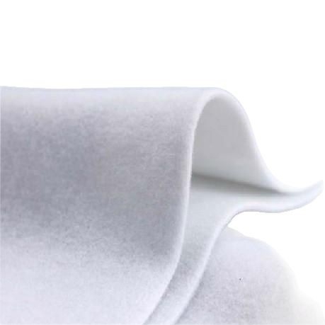 Lipuotas adatų plaktas poliesterio pluoštui įdėklai krepšių ir drabužių, 100% poliesteris, 80–200 g/m², tinklo formavimas: šukė