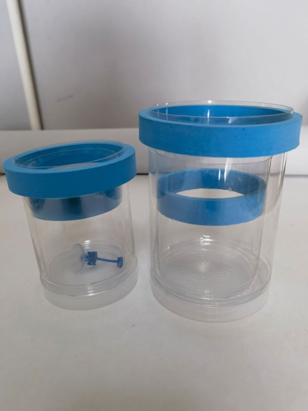 Blue bay Plaukiojanti veisimo izoliacijos dėžutė guppy`ams – plastikinis inkubatorius mažoms žuvelėms