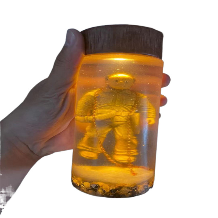 Horror gyanta akváriumi lámpa, gyűjtő figura, modell A6; anyag: szintetikus gyanta/plasztik