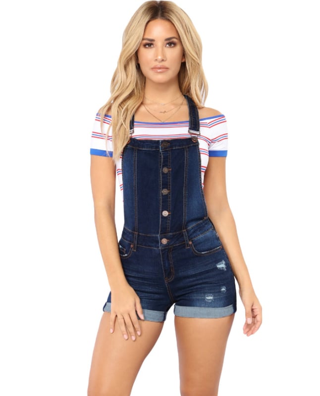 Farmernadrág vállpántos rövidnadrág, magas derekú, szakadt szegély, elasztikus anyag