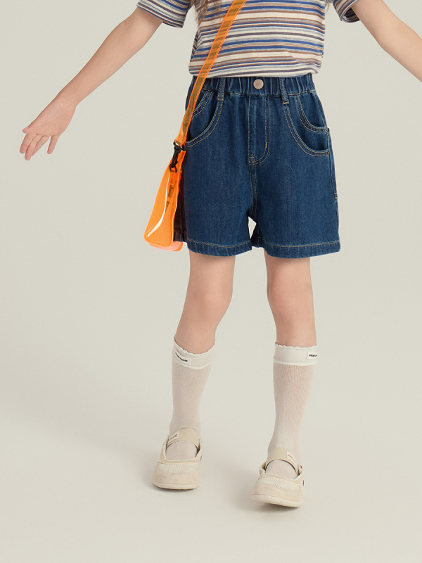 Παιδικά τζιν σορτς σε κορεατικό στυλ, unisex, μεσαία μέση, μονόχρωμα, σύνθεση υφάσματος: 77.3% βαμβάκι, 14.3% πολυεστέρας, 8.4% ανακυκλωμένες ίνες