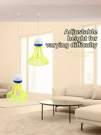 Badminton treniruoklis, plieno lydinio rėmas, svoris 95–100 g, rankenos storis G2, tiesus smūgis