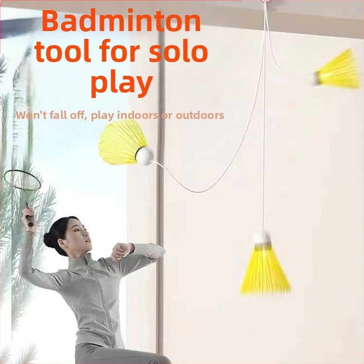 Badminton treniruoklis, plieno lydinio rėmas, svoris 95–100 g, rankenos storis G2, tiesus smūgis