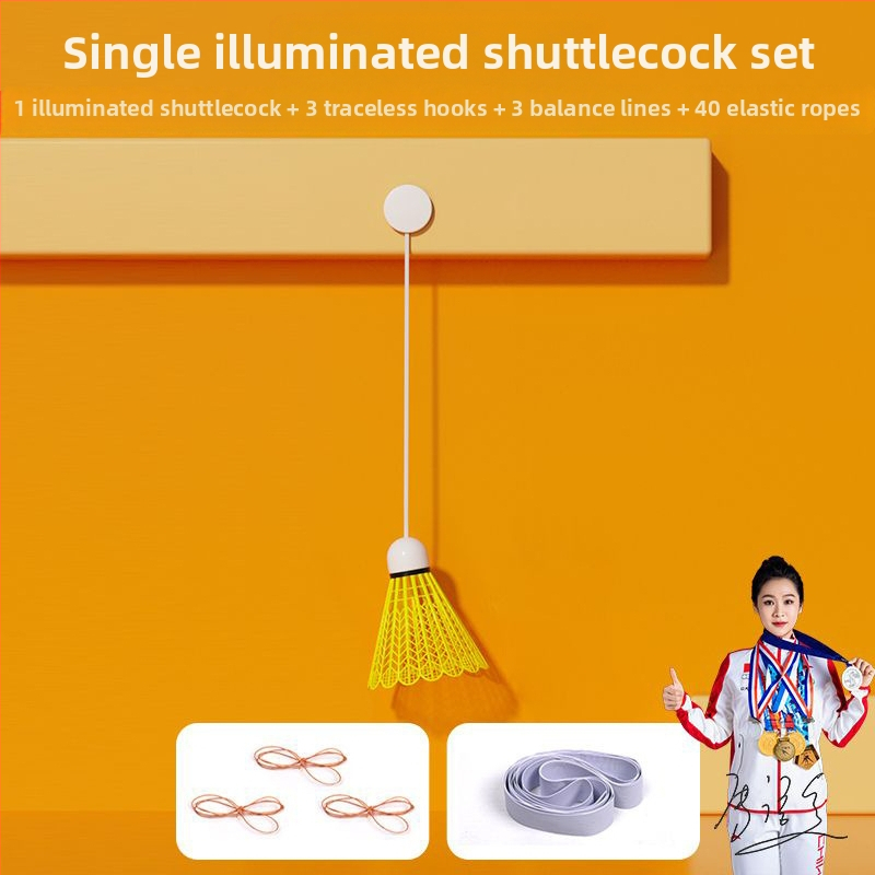 Badminton treniruoklis, plieno lydinio rėmas, svoris 95–100 g, rankenos storis G2, tiesus smūgis