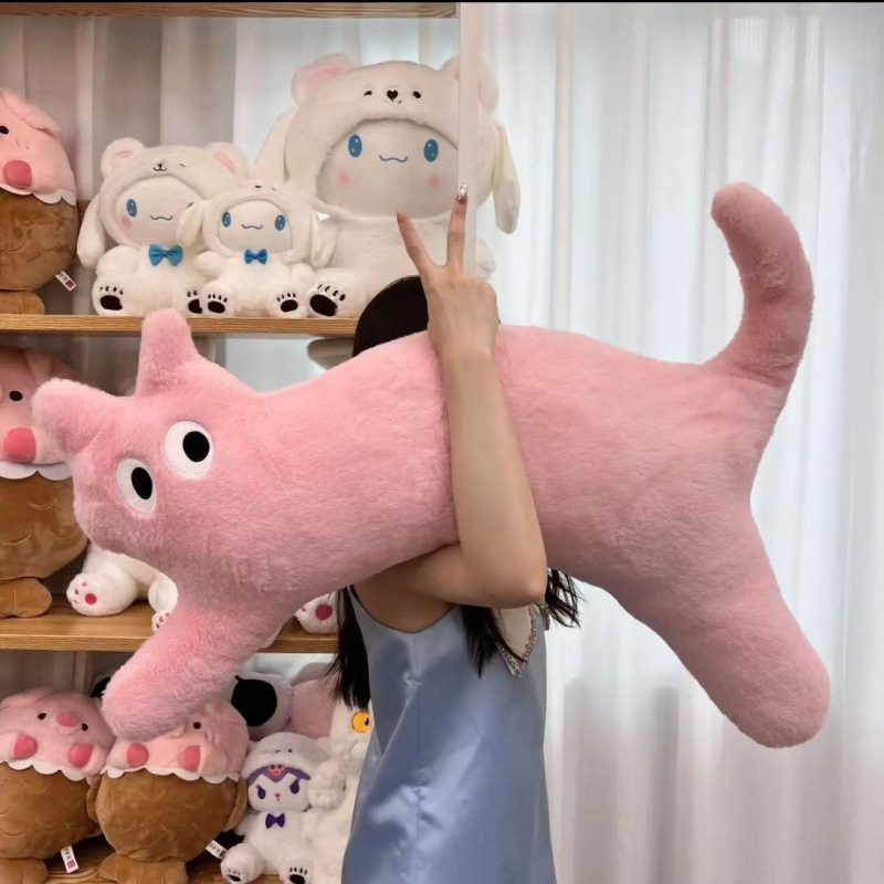 Pliušinis pagalvėlis su kačiuko ir meškiuko motyvu, animacinis siuvinėjimas, mielas stilius, PP medvilnės užpildas