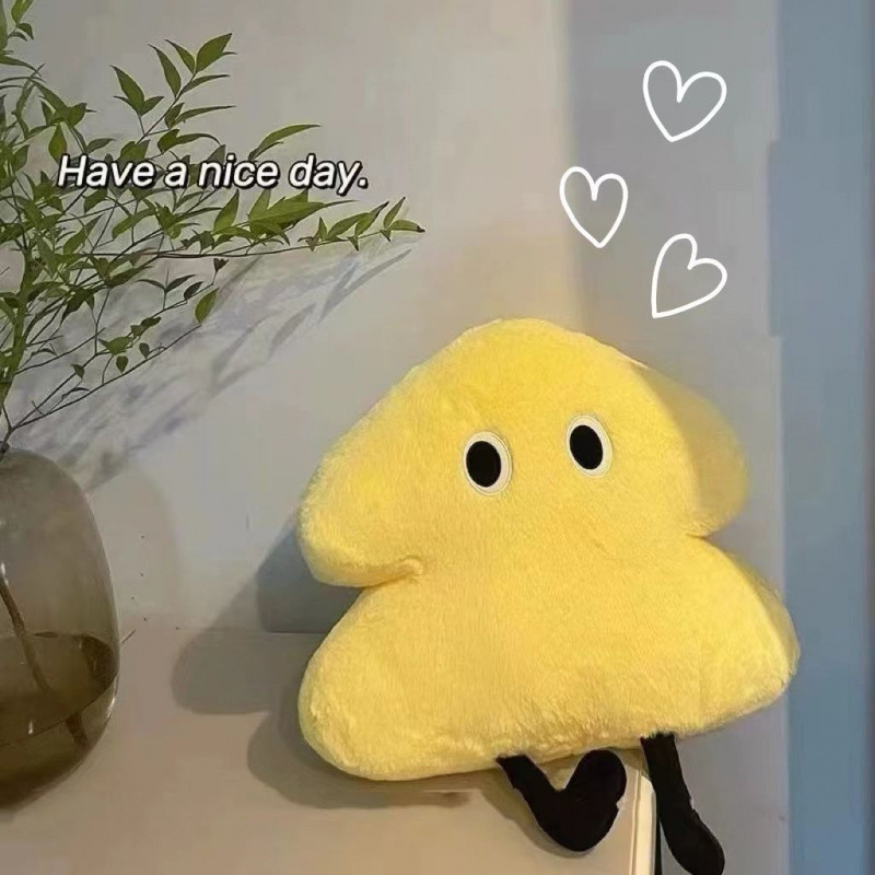 Pliušinis pagalvėlis su kačiuko ir meškiuko motyvu, animacinis siuvinėjimas, mielas stilius, PP medvilnės užpildas