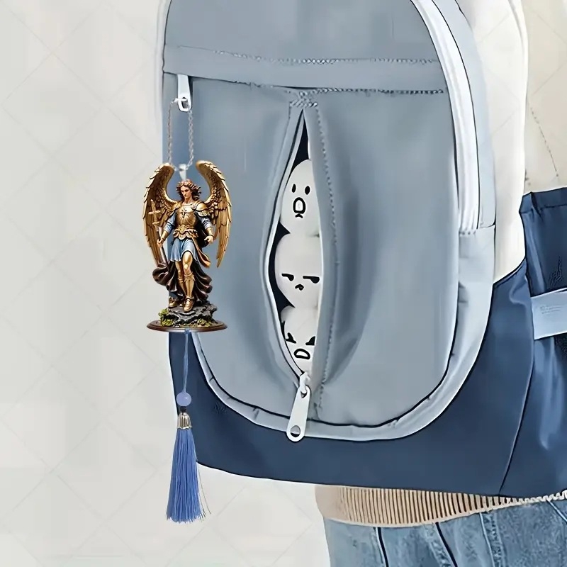 Akrilo pakabukas auto galinio vaizdo veidrodėliui — angelas raitelis, animacinio stiliaus, dekoratyvinis pakabukas, galima spausdinti logotipą