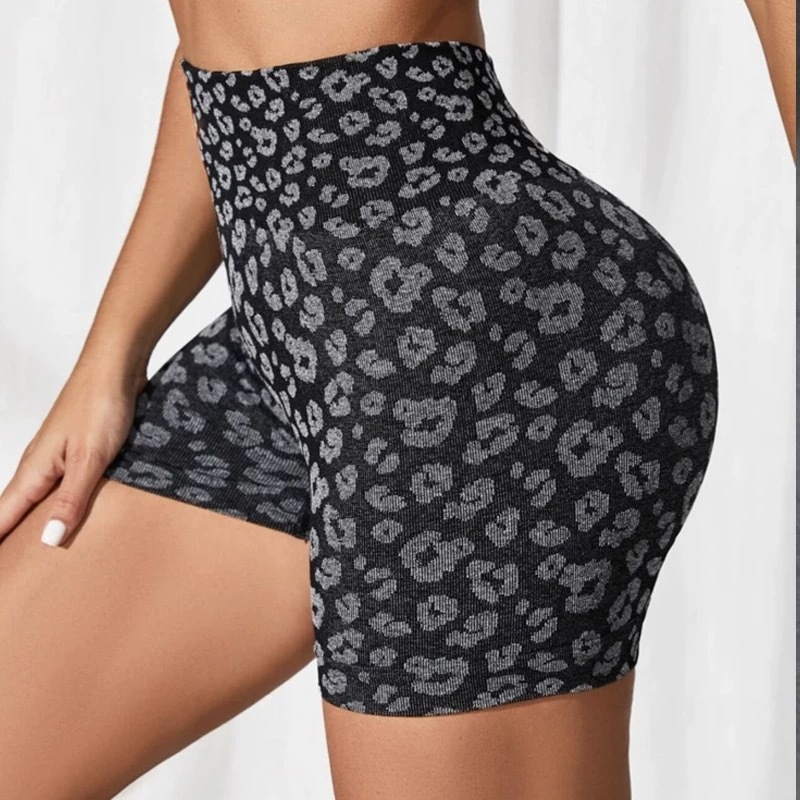 Joga šortai: greitai džiūstantys, nailono pagrindų pagamintas audinys ir chemijos pluošto mišinys moterims (greitai džiūstantys; nailono pagrindas; chemijos pluošto mišinys; šortai; 2025)