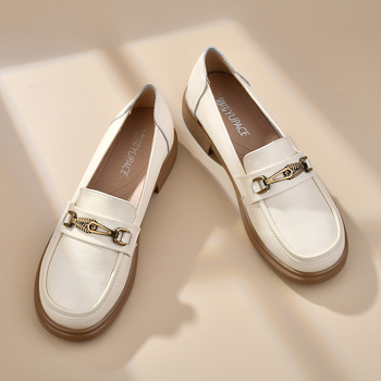 Дамски лоуфъри от естествена кожа, slip-on, кръгъл нос, френски стил, среден ток 3-5 cm