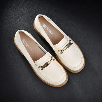 Дамски лоуфъри от естествена кожа, slip-on, кръгъл нос, френски стил, среден ток 3-5 cm